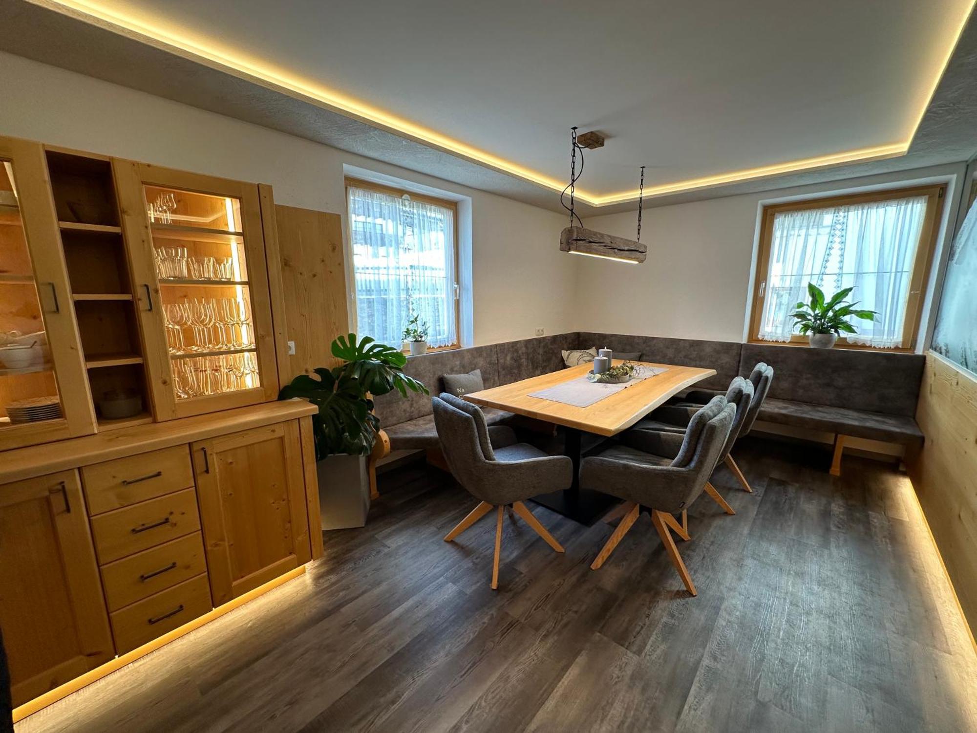 Апартаменты Haus Pregenzer Фис Экстерьер фото